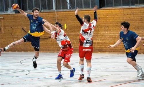 Markus Gallinger und Lukas Huber (blau) mussten eine knappe Niederlage hinnehmen. Foto kaiser-studios.de