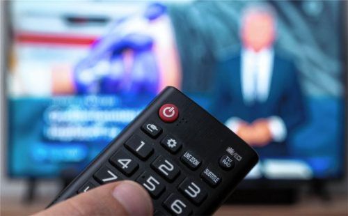 Ohne die Eingabe einer PIN blieb – zumindest einigen – Magenta-TV-Kunden die ARD Tagesschau am Montag verwehrt. Foto dpa/Marius Becker