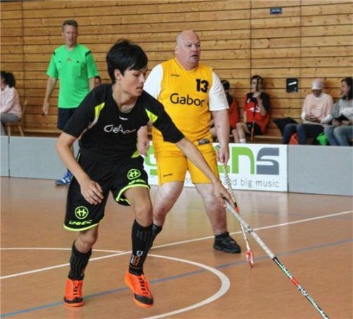 Philipp Müller (vorne) führt als Spielführer das Team vom Sportbund Rosenheim an.Foto Manfred Will