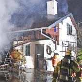 300 000 Euro Schaden nach Brand in Eching Indisches Gewürz auf Drogen getestet