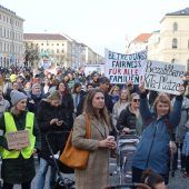 Eltern-Protest gegen hohe Kita-Gebühren