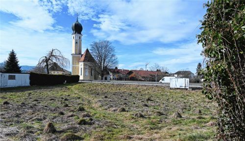 An der Rubensstraße in Happing sollen 19 Genossenschaftswohnungen und eine Demenz-WG mit neun Plätzen entstehen. Foto Peter Schlecker