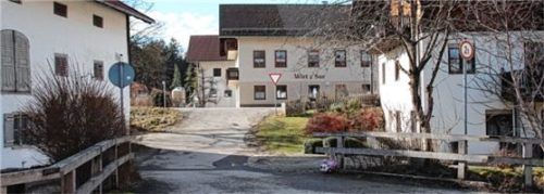 Auch in Kirchensur sind Dorferneuerungsmaßnahmen geplant.