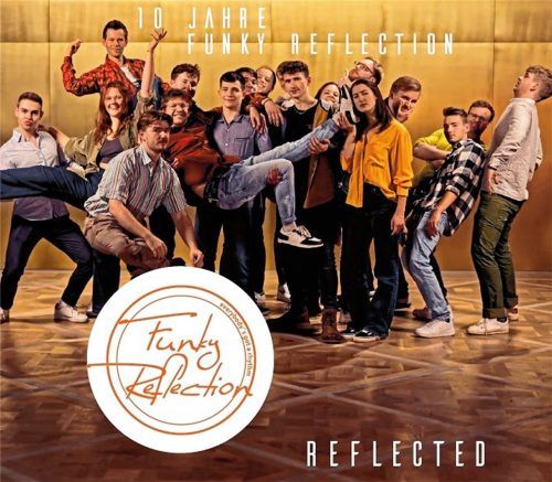 Aus zwei enthusiastischen Kolbermoorern ist zehn Jahre später eine mehrköpfige Band geworden. „Funky Reflection“ ziehen zum Jubiläumskonzert alle Register ihres Könnens. Foto Funky Reflection / Marinus Weidinger