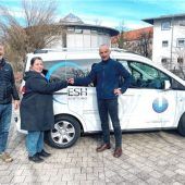 Neues Auto für Rosenheimer Sozialeinrichtung übergeben