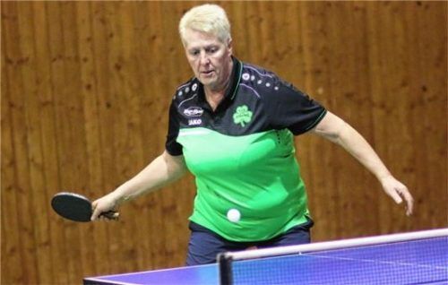 Claudia John gewann im Doppelwettbewerb in der Altersklasse 60 die Goldmedaille.Foto Gerhard Erlich