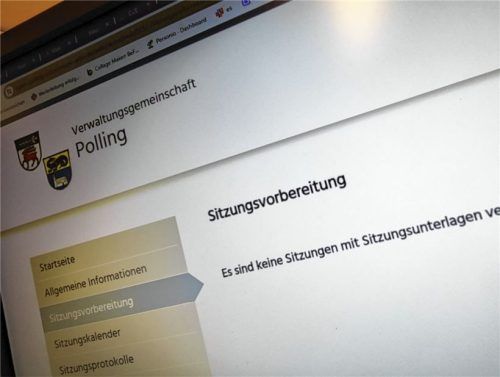 Das Bürgerinformationssystem der Gemeinde Polling ist überschaubar. Die Tagesordnungen von öffentlichen Gemeinderatssitzungen werden bekannt gegeben. Sitzungsunterlagen nicht. Selbst die Infos aus dem Rathaus an die Gemeinderäte sind nur dünn, wie einige Gemeinderäte auf Nachfrage bestätigen.Foto Enzinger