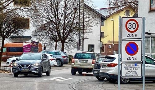 Das Pilotprojekt „verkehrsberuhigter Geschäftsbereich“ im Ortszentrum ist von Erfolg geprägt.