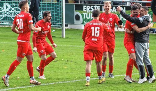 Auch nächstes Jahr in der Regionalliga: der TSV Buchbach.Foto Buchholz