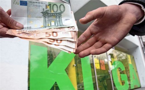 Die Kita-Plätze in Kolbermoor werden ab September teurer. Die Gebühren steigen in der Krippe um 23 Euro pro Monat, im Kindergarten um zwölf und im Hort um sechs Euro pro Monat. Foto dpa/Geiger