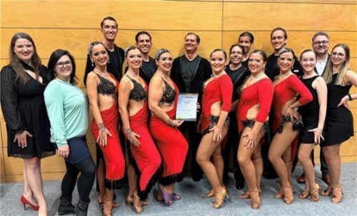 Die Tanzpaare des TC Inn-Casino in Altenburg.Foto TC Inn-Casino