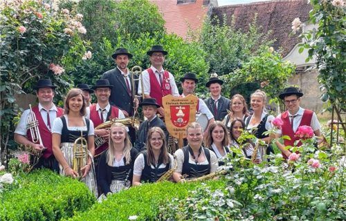 Dieses Jahr feiern D`Hofmark-Musikanten Egglkofen ihr 35-jähriges Bestehen. Foto D`Hofmark-Musikanten Egglkofen