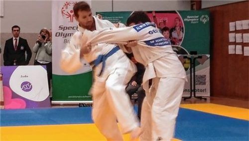 Florian Stöger (links), hier gegen Maxi Massep, wurde ungeschlagen bayerischer Meister. Foto Roland Reich