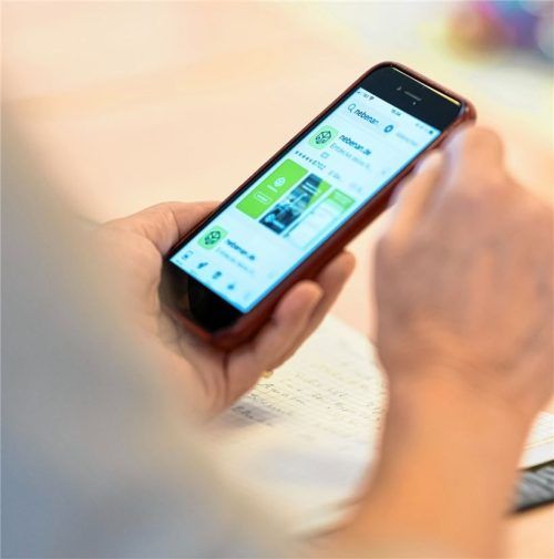 Handy-Suche für einen Obdachlosen löst Welle der Hilfsbereitschaft aus. Foto  Barth /dpa