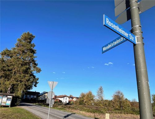 In Großkarolinenfeld soll die Wendelsteinstraße nun beidseitig einen reinen Gehweg bekommen. Foto Heinz