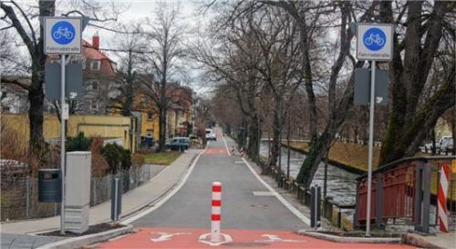 Kolbermoors erste Fahrradstraße wurde im vergangenen Jahr eröffnet.