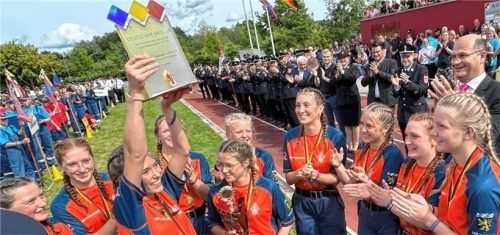Mit ihrem ersten Platz bei den deutschen Meisterschaften löste die Jugendfeuerwehr das Ticket für die XXIV. Internationalen Jugendfeuerwehrspiele in Italien. Vom 21. bis 28. Juli reisen sie nach Italien. Foto matschi