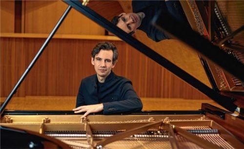 Starpianist Martin Stadtfeld tritt am 11. November im Haus der Kultur auf. Foto Ingrid Hertfelder
