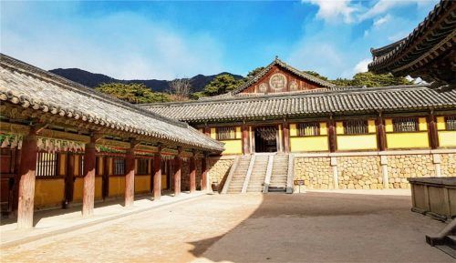 UNESCO-Weltkulturerbe-Stätte: der Bulguksa-Tempel in Südkorea. Foto Alicia Kern ake/gebeco.de