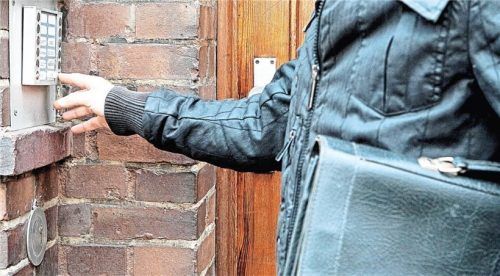 Vermieter haben zwar das Recht, eine vermietete Wohnung zu besichtigen, allerdings nur in Rücksprache mit den Mietern. Foto Kai Remmers/dpa