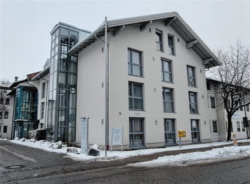 Wie es auf Dauer im Katharinenheim weitergeht, ist noch nicht eindeutig. Aber Kofferpacken ist akut in Bad Endorf und Thansau nicht angesagt. Foto Ammelburger