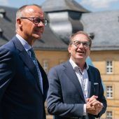 Finanzminister Dobrindt: Posten-Liste der Union kursiert