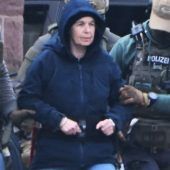 Haftbefehl gegen Klette eröffnet Gaza: USA richten temporären Hafen ein Saluschnyj wird Botschafter in London Schweden jetzt  offiziell in der Nato