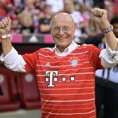 „Zum meinem ersten Spiel bin ich mit dem Hocker der Oma“