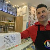 Sonntags-Zuschlag auf die Eiskugel