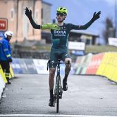 Wlassow lässt Bora jubeln