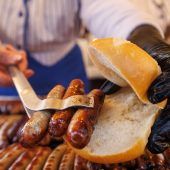 Jetzt geht’s um die Mini-Wurst!