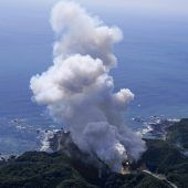 Raketenstart endet mit Explosion