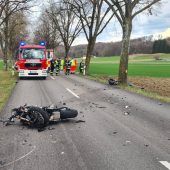 Zwei Motorradfahrer sterben