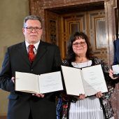 Das Paar, das überall hilft