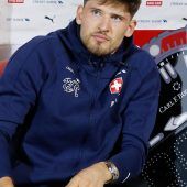 Schweiz: BVB-Torhüter Kobel abgereist