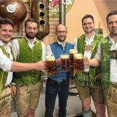 Bierprobe für das Starkbierfest in Stierberg