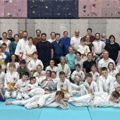Volle Matte beim Familientraining der Judo-Abteilung