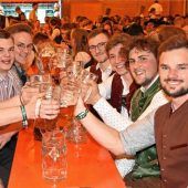 Gute Stimmung beim Rosenheimer Starkbierfest