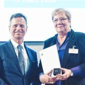 Industrie- und Handelskammer für München und Oberbayern zeichnet Mitglieder für langjähriges Ehrenamt aus