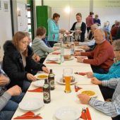 Erlös aus Fastenessen kommt Obdachlosen zugute