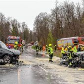 80-Jähriger kommt bei Frontalkollision ums Leben – Polizei sucht Zeugen