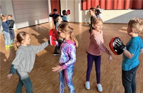 Auch Selbstverteidigung gehörte zum Angebot. Foto RE