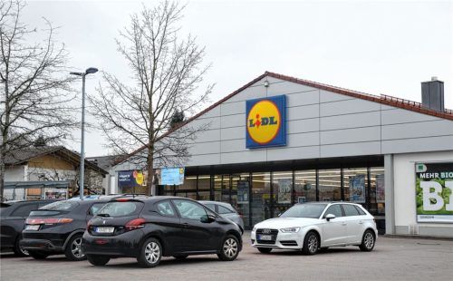 Auf dem Gelände der Lidl-Filiale an der Hochstraße darf ein Getränkemarkt angesiedelt werden. Foto xe