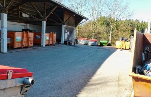 Aufwands- und somit Kostenträger des Wertstoffhofes in Eiselfing ist der Landkreis Rosenheim. Offenbar stehe dort der Eiselfinger Wertstoffhof jedoch nicht ganz oben auf der Prioritätenliste. Die Eiselfinger selbst hätten das Problem schon längst erkannt, hieß es im Gemeinderat.Foto Burlefinger