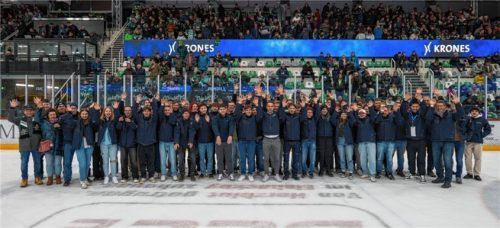 Auszubildende der Krones AG zu Besuch bei den Starbulls.Foto Starbulls rosenheim