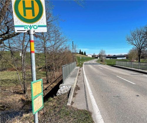 Blick von der Landkreisgrenze Rosenheim und Mühldorf auf Freimehring, wo der Albachinger Radweg enden soll und der Rechtmehringer Radweg beginnen könnte. Foto manzinger