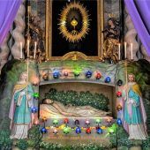 Gottesdienste an Den kartagen und zu Ostern