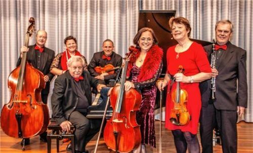 Das Salonensemble Dolce Vita bringt das Publikum bei zwei Konzerten in Frühlingslaune.Foto re