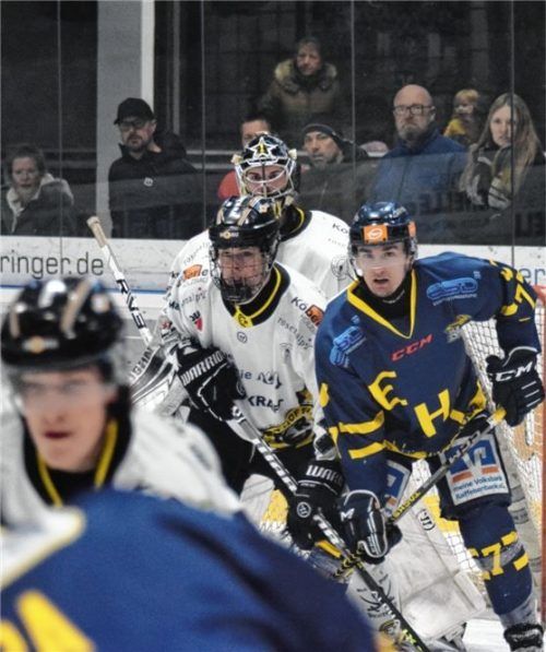 Das Spiel um das Finale: Der EHC Waldkraiburg gastiert heute, Freitag, um 20 Uhr in Sonthofen. Foto Paolo Del Grosso