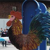 Gelungenes Maibaumaufstellen, viele Feste und ein Gedenkkreuz